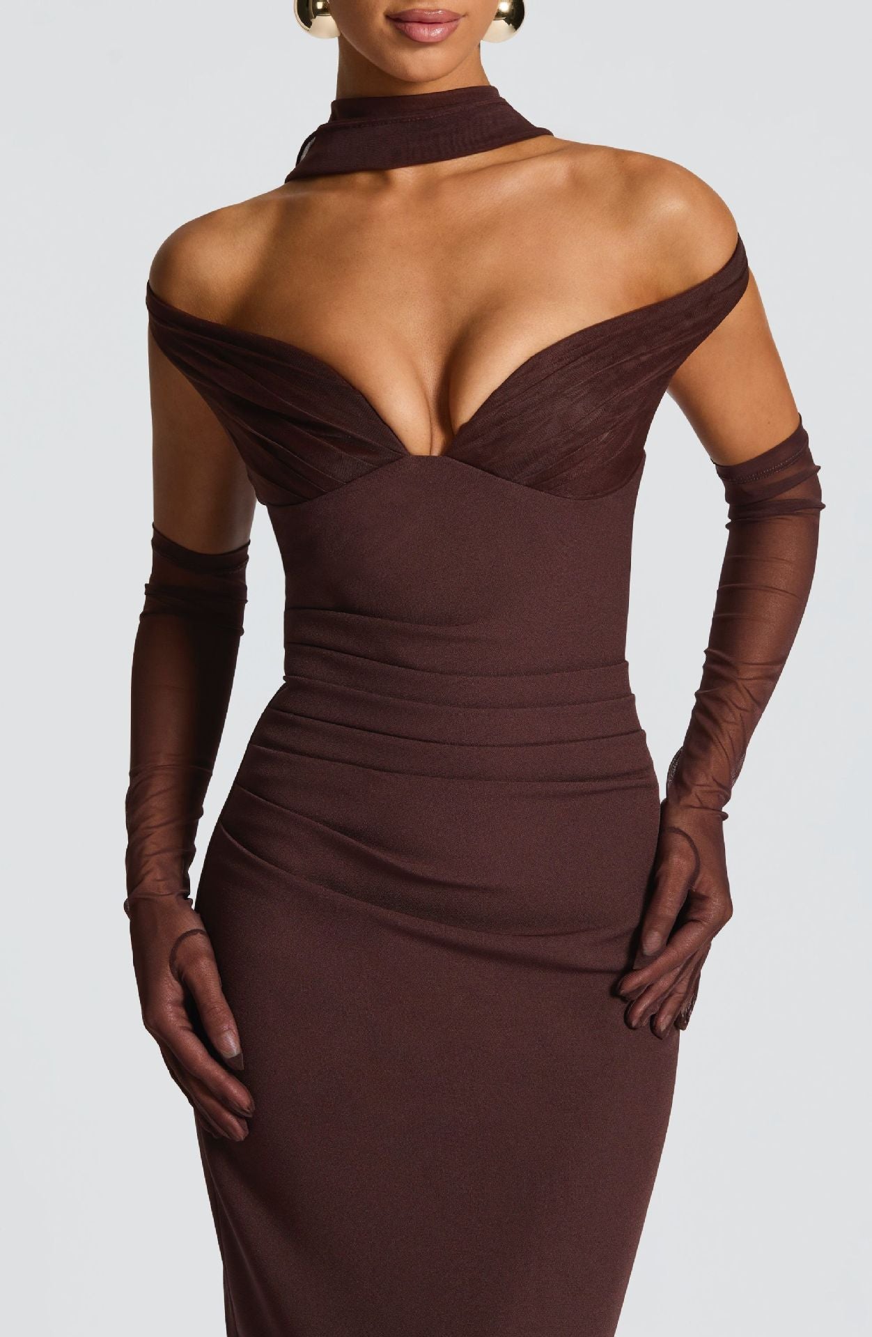 Elegant Off Shoulder Maxi Dress with Sweetheart Neckline