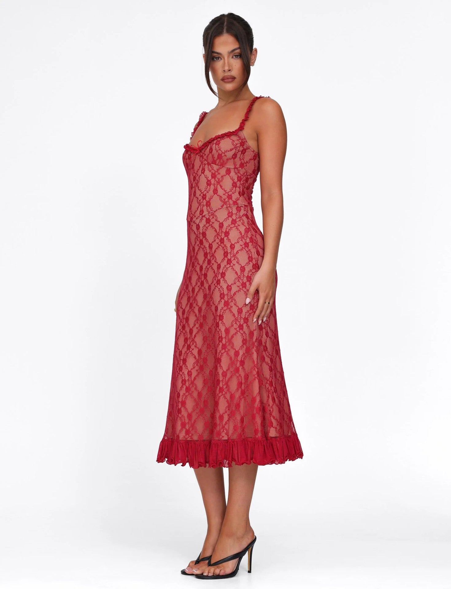 Lace Midi Dress with Ruffle Hem – Elegant Sleeveless Bodycon