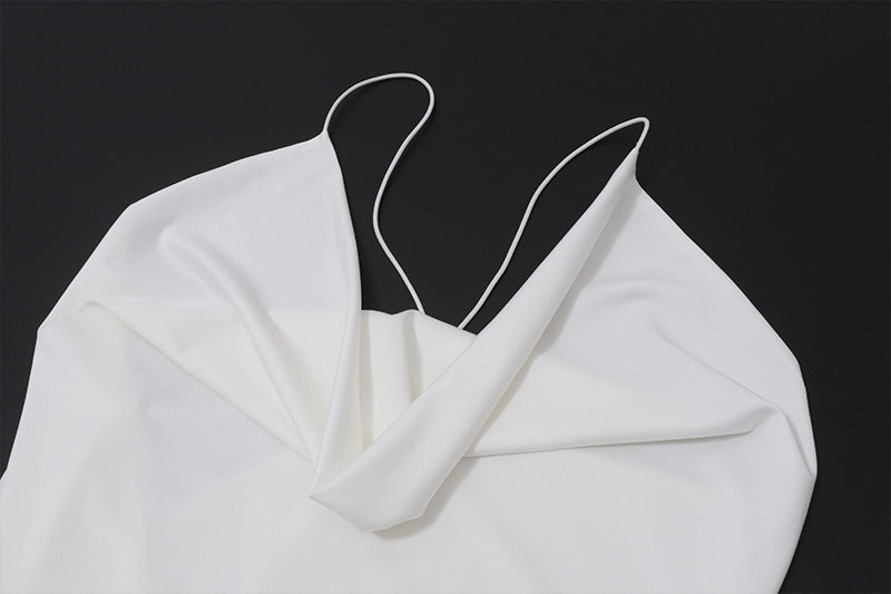 Elegant White Backless Maxi Dress with Deep V Neck