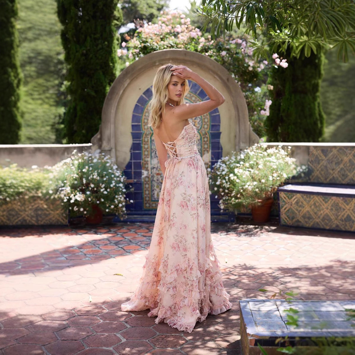 Floral Print Halter Maxi Dress with Ruffle Hem and High Slit