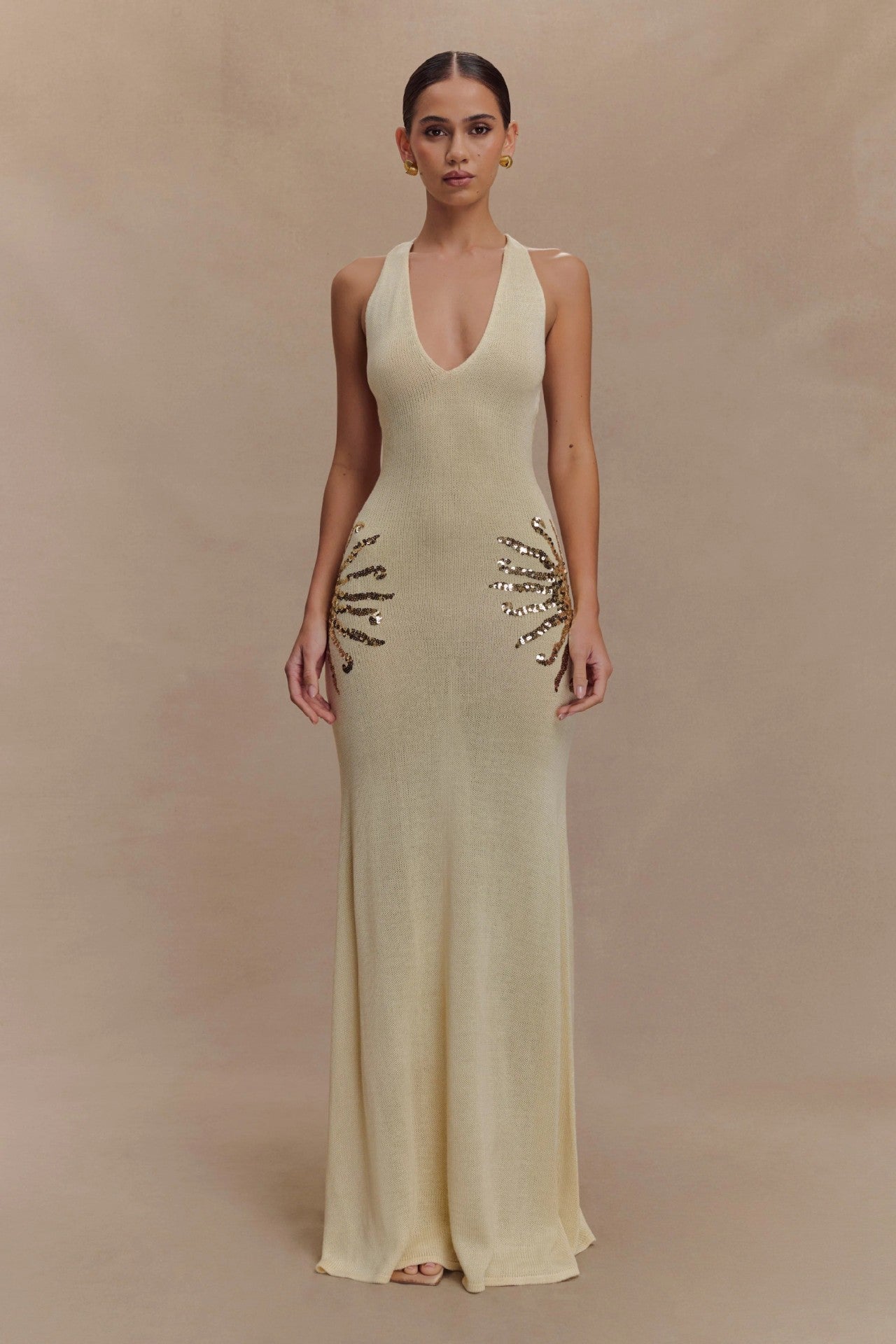Golden Sequin Knit Halter Maxi Dress – Elegant Backless Beach Evening Gown